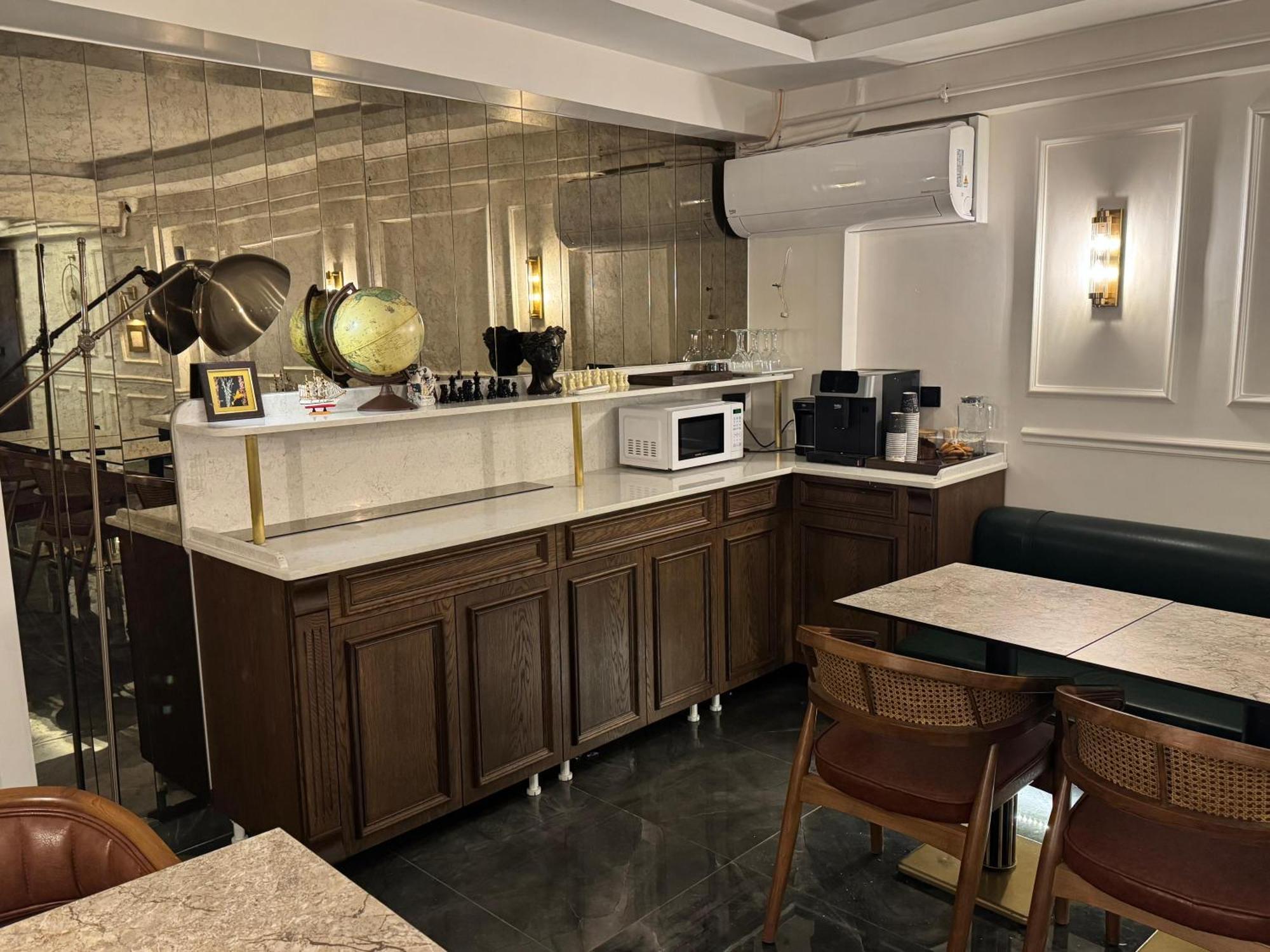 The Peraport Hotel — Photos 3